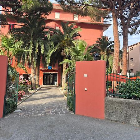 Palme Closetogigante Junior Suites Monterosso al Mare Exterior photo