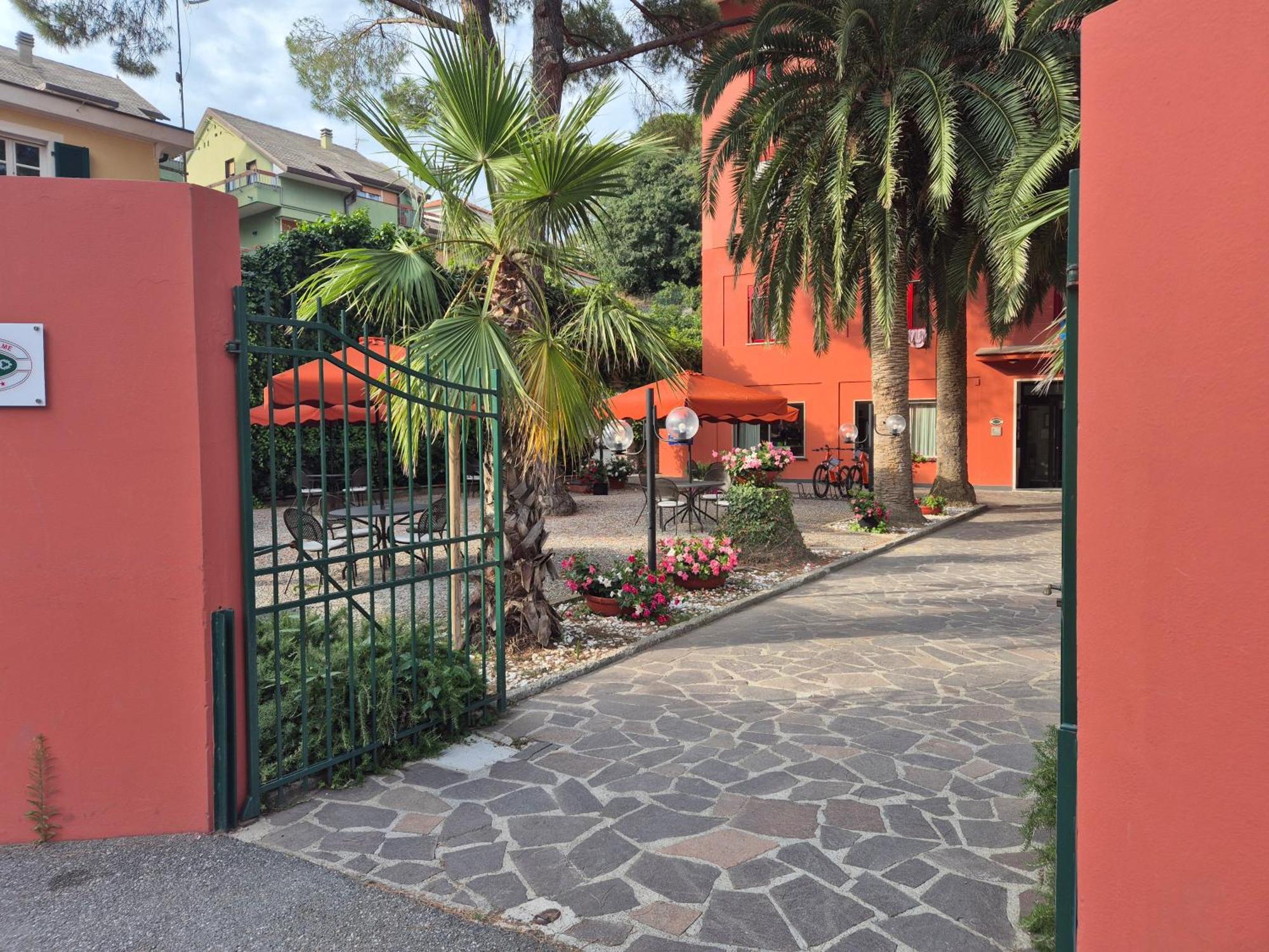 Palme Closetogigante Junior Suites Monterosso al Mare Exterior photo